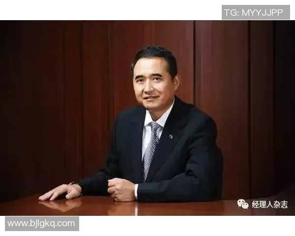 南京篮球队整体压制革新之路：从战术调整到团队协作的全方位提升