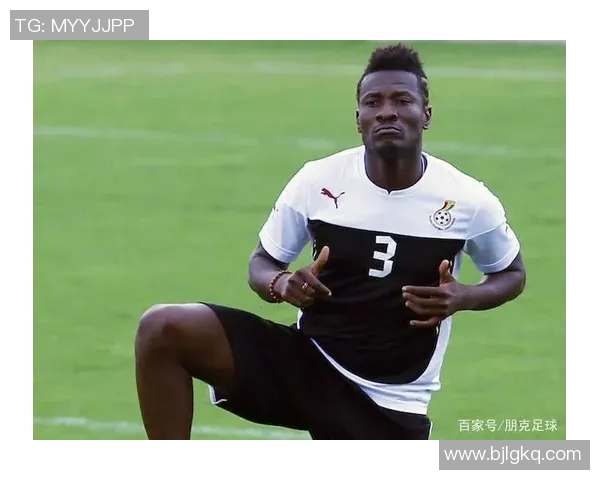 足球名宿庄的传奇人生与辉煌成就探秘之旅 足球名宿庄的传奇人生与辉煌成就探秘之旅