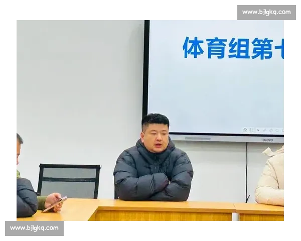 提升体育团队协作效率的沟通策略与实践研究